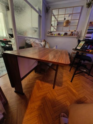 Mesa antigua abatible de madera