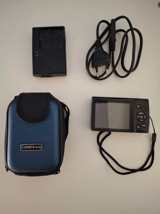 Canon IXUS 190 + funda + cargador