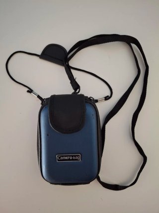 Canon IXUS 190 + funda + cargador