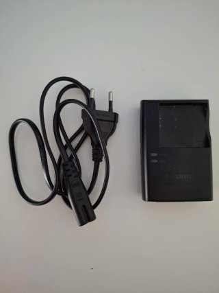 Canon IXUS 190 + funda + cargador
