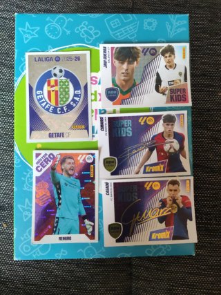 Vendo cromos Panini Liga Este 2025-2026
