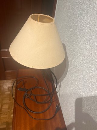 Lámpara de mesa decorativa negra