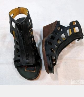 Sandalias Cuña Art Rojas y Marrones