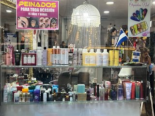 SE VENDE PELUQUERÍA