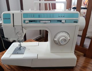 Máquina de coser Singer