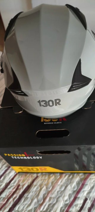 Casco Jet 130R Negro y Gris