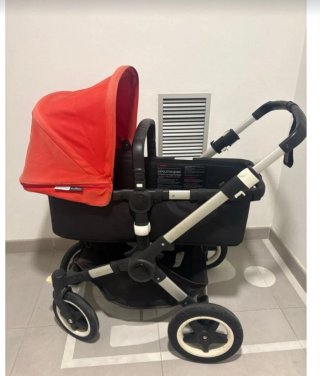 Cochecito de bebé Bugaboo rojo
