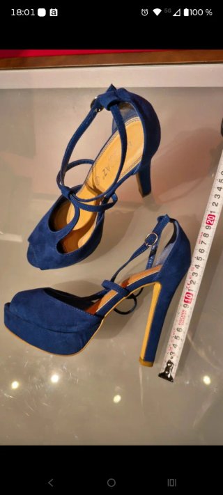 Zapatos tacón MaryPaz azul talla 39