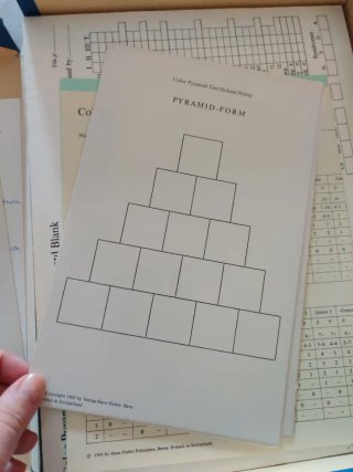 Color Pyramid Test - Testmaterial