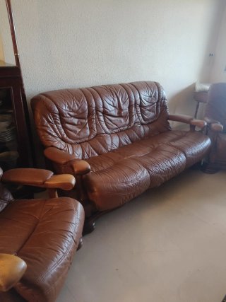 Conjunto 3+2 sofás piel y madera