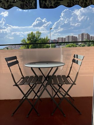 Mesa y 2 sillas balcón/jardín metal