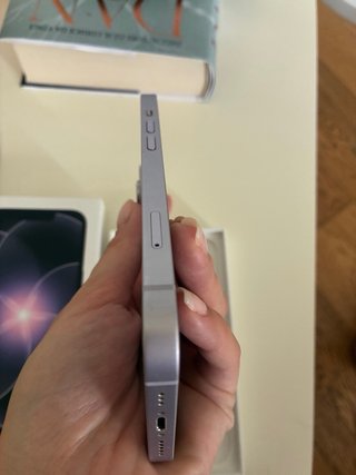 iPhone 14 Viola - Pellicola Protettiva Nuova