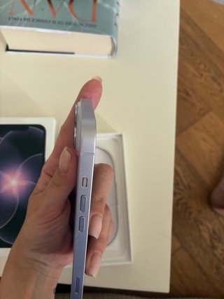iPhone 14 Viola - Pellicola Protettiva Nuova
