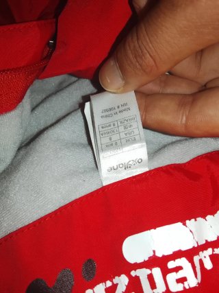 Pantalones de esquí rojos con cremalleras