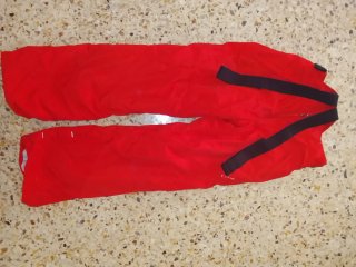Pantalones de esquí rojos con cremalleras