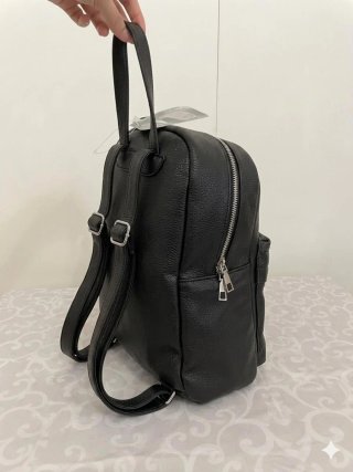 Bolso de cuero marrón y negro