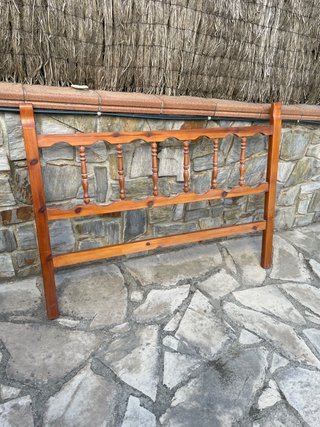 Cabezal de cama de madera 135