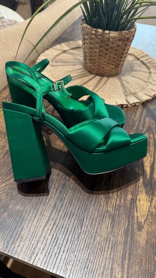 Sandalias plataforma verdes talla 37