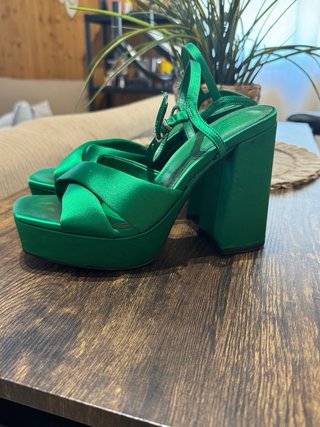 Sandalias plataforma verdes talla 37