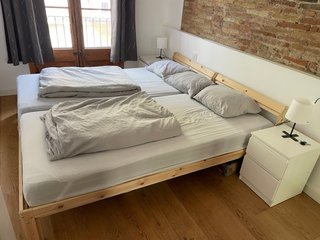 Cama Ikea Neiden 90x200 (4 unidades total)