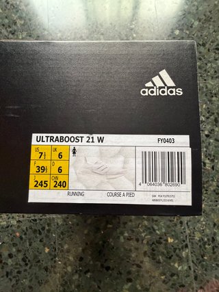 Adidas Ultraboost Talla 39 1/3 Blancas