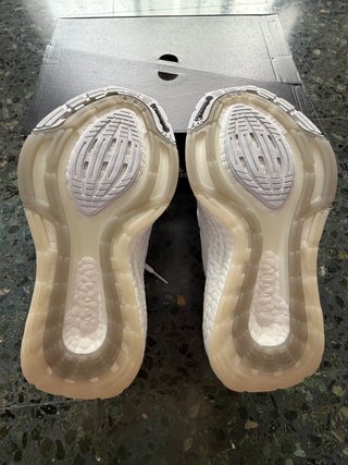 Adidas Ultraboost Talla 39 1/3 Blancas