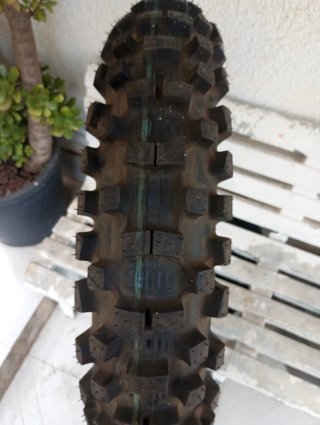 Neumático Cross Bridgestone