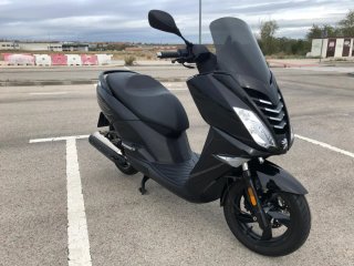 Peugeot Citystar 125cc Negra