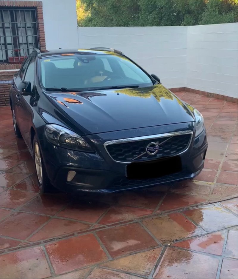 Volvo V40 2015 - foto 1