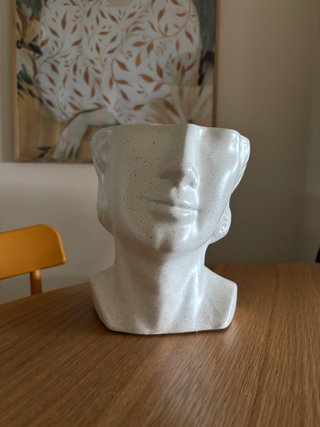 Macetero cabeza cerámica blanco