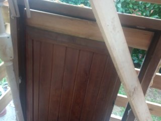 Ventana PVC Marrón Buen Estado