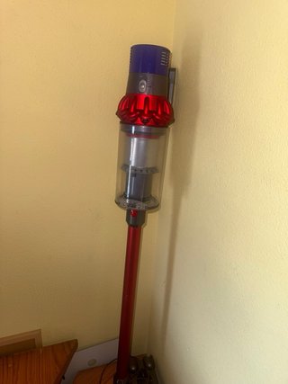 Aspirador Dyson v10