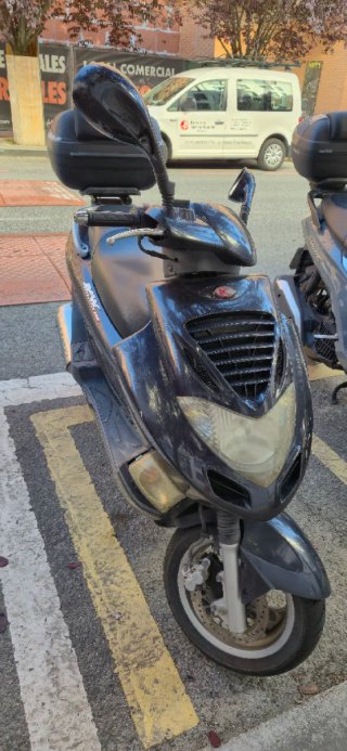 Kymco 125 Scooter