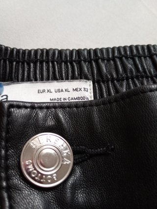 Lote 2 pantalones cargo negros (XL)