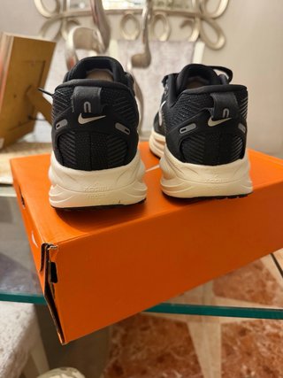 Nike Vomero 18 Zapatillas Running Hombre Mujer