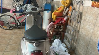 Vespa Eléctrica 49cc Plata y Azul
