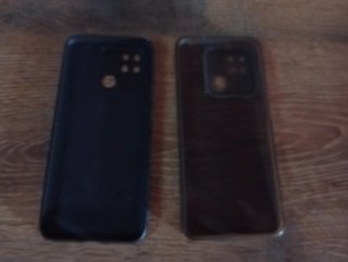 Xiaomi Redmi 10 5G más dos fundas