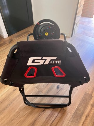 Cockpit Next Level Racing GT Lite + Thrustmaster