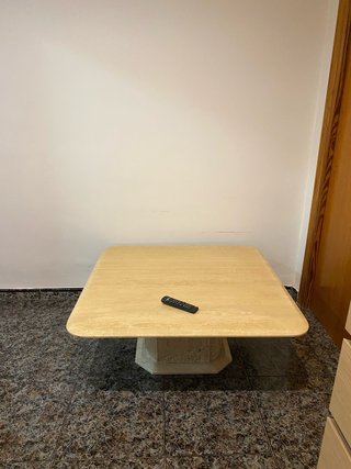 Mesa de centro de mármol