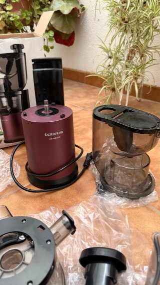 Licuadora Taurus LIQUAJUICE 200W