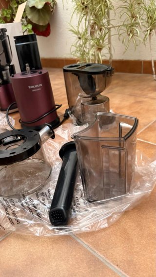 Licuadora Taurus LIQUAJUICE 200W