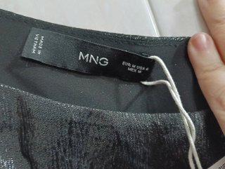 Blusa Mango Asimétrica Manga Abullonada Talla M