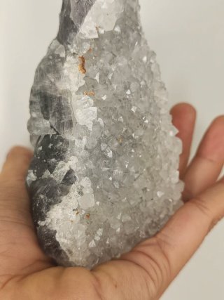 Fluorita Morada XL con Cuarzos Biterminados
