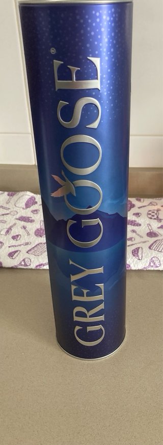 Estuche/ Tubo + bottekla Vodka Grey Goose
