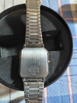 Reloj Citizen Análogo-Digital Dorado/Plateado