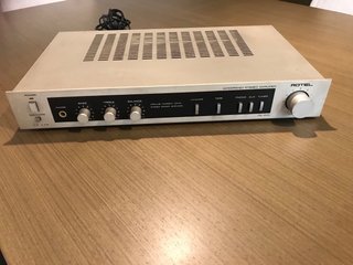 Amplificador Rotel RA 845