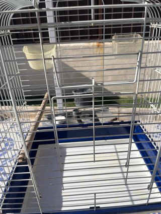 Jaula para loros con accesorios 4 puertas anti ape