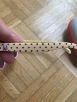 Gafas de sol niñ@ marca Emoji ,rosas y amarillas