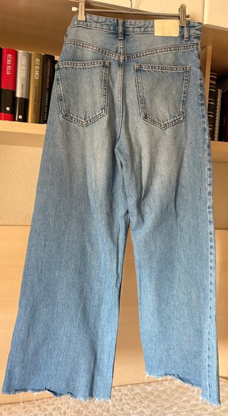 Vaqueros Bershka azules