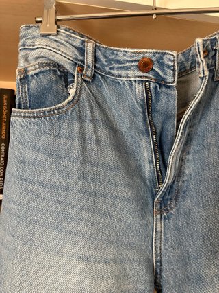Vaqueros Bershka azules